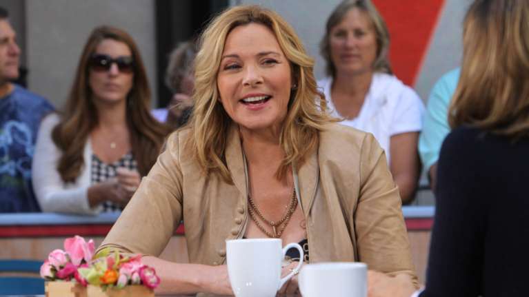 Κιμ Κατράλ: Δε με ενδιαφέρει καθόλου να φαίνομαι νέα