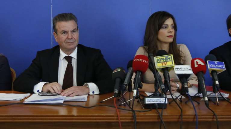 Στον αέρα το πλεόνασμα του 2017 από την «μαύρη τρύπα» του ΕΦΚΑ