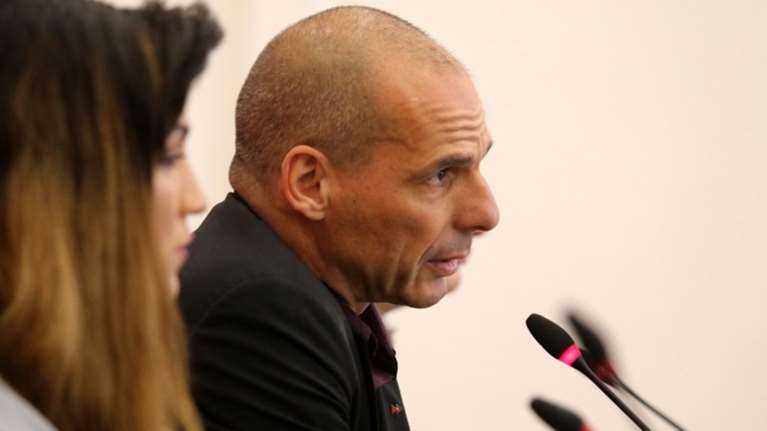 Βαρουφάκης για Τσίπρα: Μου είπε να φοβάμαι νέο Γουδή