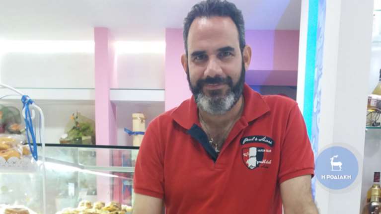 O ζαχαροπλάστης που χαρίζει γλυκά σε όλη τη Ρόδο