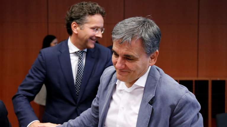 Μέτρα - θηλιά μέχρι το ...2022 - Χωρίς γραβάτα για το χρέος