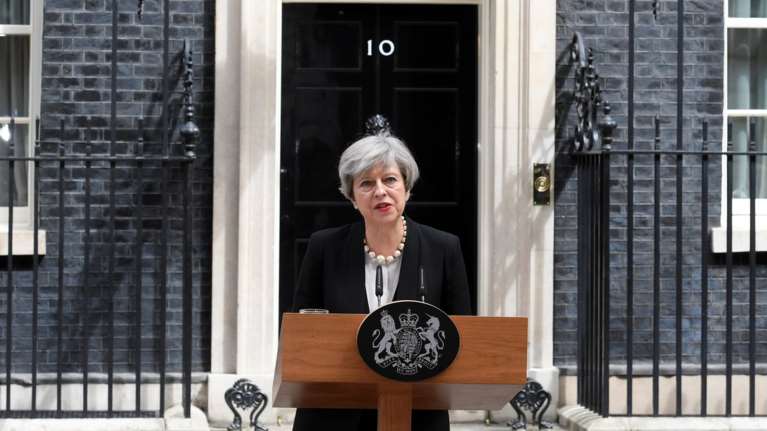 Μέι: Γνωρίζουμε το δράστη, δεν αποκαλύπτουμε ακόμη το όνομα