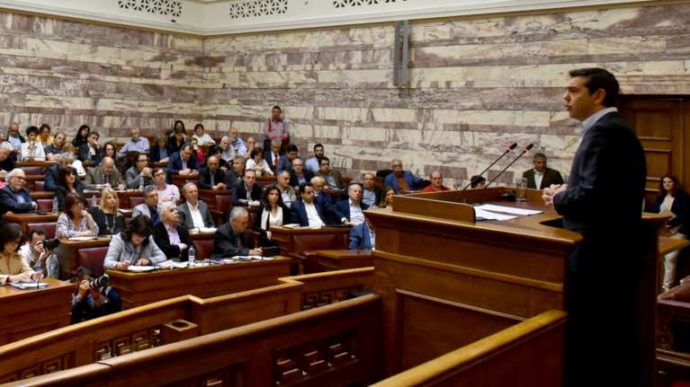 Παγωμάρα και σύγχυση στον ΣΥΡΙΖΑ μετά το αδιέξοδο για το χρέος