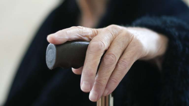 «Εξελιγμένη» απάτη 83χρονης στην Αταλάντη από δήθεν εφοριακό!