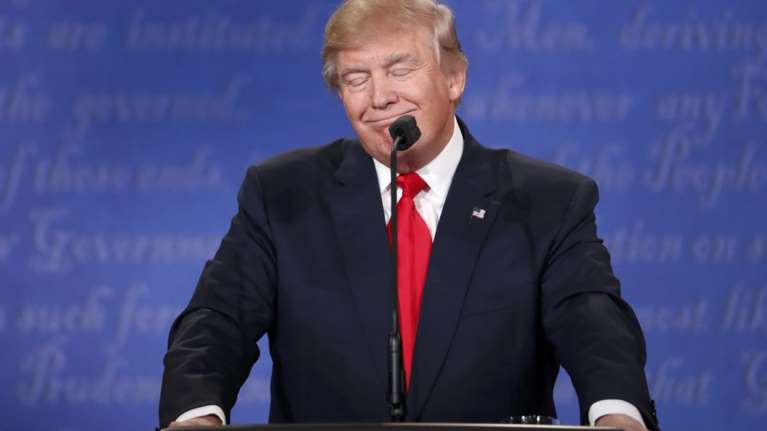 Ενας αλλιώτικος Τραμπ: Ευχήθηκε "καλό Ραμαζάνι" στους μουσουλμάνους