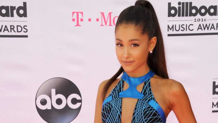 Η Αριάνα Γκράντε θα δώσει φιλανθρωπική συναυλία στο Μάντσεστερ