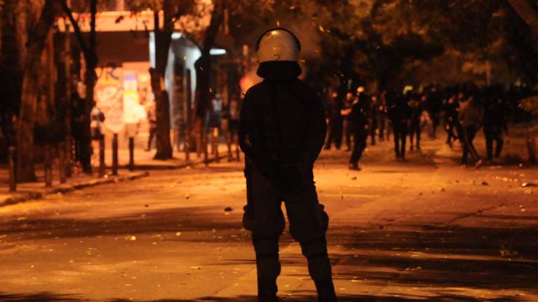 Ομάδα προσαγωγών της ΕΛΑΣ για τους μπαχαλάκηδες στα Εξάρχεια