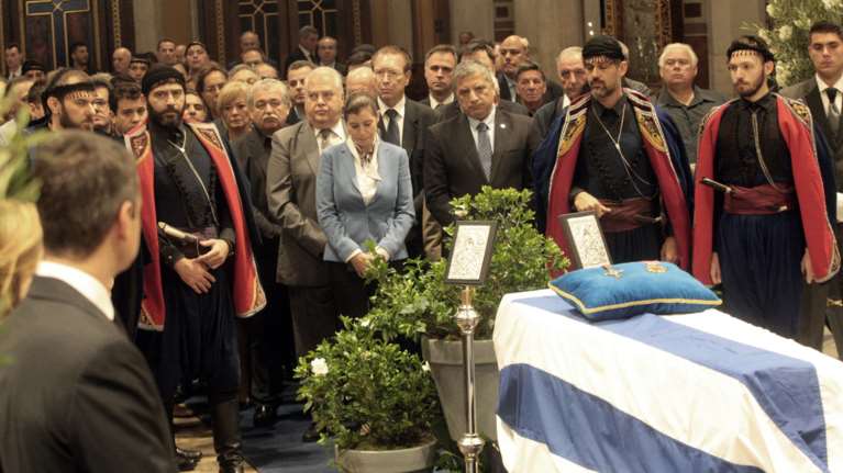 Η εξόδιος ακολουθία του Κωνσταντίνου Μητσοτάκη και οι επικήδειοι [live]