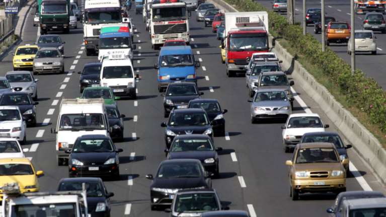 Νέες αλλαγές στα τέλη κυκλοφορίας προαναγγέλλει η κυβέρνηση