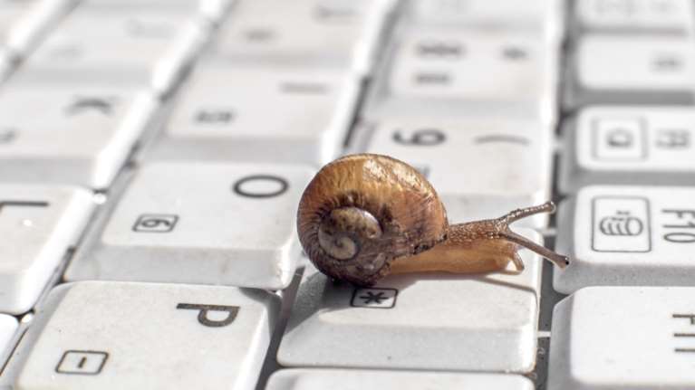 Με βραδείς ρυθμούς η ψηφιακή ανάπτυξη στην Ελλάδα