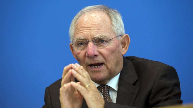 Σόιμπλε: Λυπάμαι τους Ελληνες, αλλά φταίνε οι πολιτικοί τους