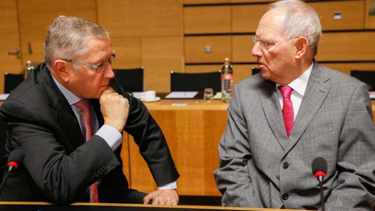 Bloomberg: Νέο «συμβιβαστικό» σχέδιο του ESM για το ελληνικό χρέος