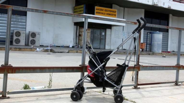 Αεροδρόμιο του Ελληνικού μία ημέρα μετά την εκκένωση (ΦΩΤΟ)