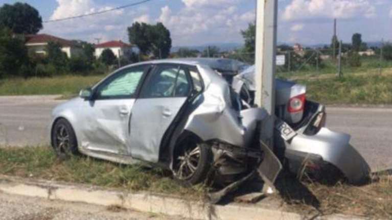 Σοβαρό τροχαίο στα Τρίκαλα: 4 τραυματίες, οι 2 σοβαρά
