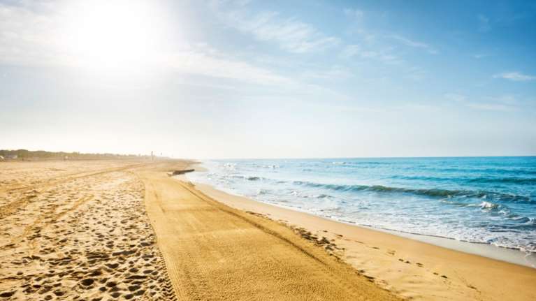 Ζέστη με τον υδράργυρο στους 30 βαθμούς