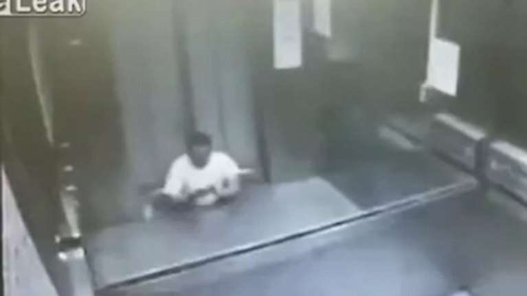 Βίντεο-σοκ με άνδρα παγιδευμένο σε ανελκυστήρα  - Έχασε τη ζωή του