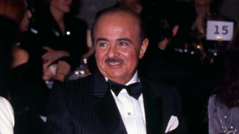 Απεβίωσε ο Σαουδάραβας έμπορος όπλων Αντνάν Κασόγκι