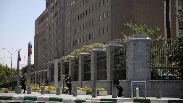 Νέο χτύπημα στην Τεχεράνη: Επίθεση με οξύ σε 16 άτομα