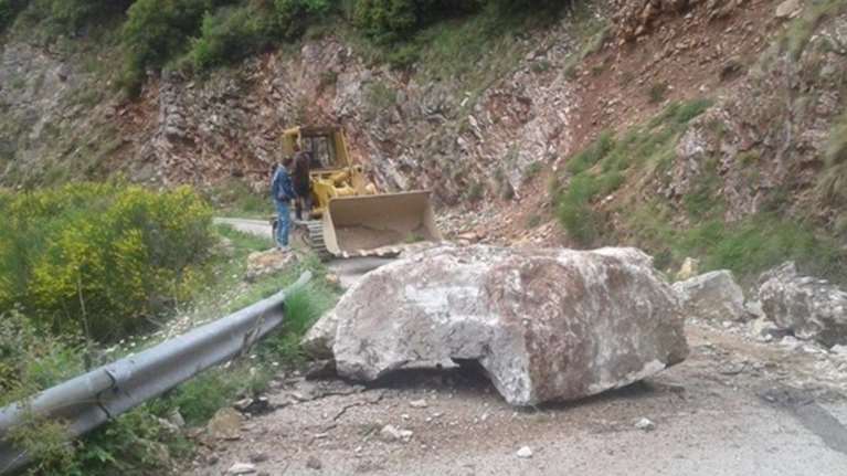 Μπουρίνι σάρωσε Μέτσοβο, Ζαγόρι και Τζουμέρκα (φωτό)