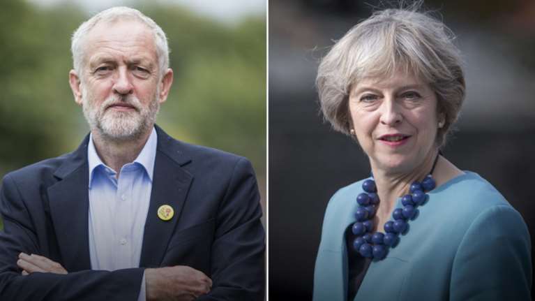 Oριστικό: H Μέι κέρδισε τις εκλογές, έχασε την αυτοδυναμία