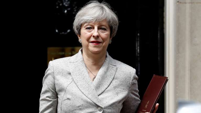 Κυβέρνηση Μέι: Παραμένουν στη θέση τους οι 5 κορυφαίοι υπουργοί