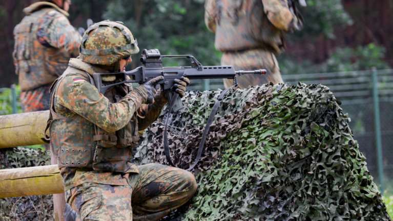 Γαλλία και Γερμανία βάζουν μπρός το Ευρωπαϊκό Ταμείο Άμυνας