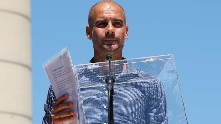 Ο Γκουαρδιόλα διαβάζει μανιφέστο για την ανεξαρτησία της Καταλονίας -φωτό