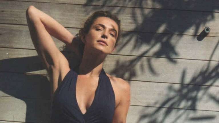 Κάτια Ζυγούλη: Πανέμορφη και αισθησιακή στην πιο ώριμη φωτογράφησή της