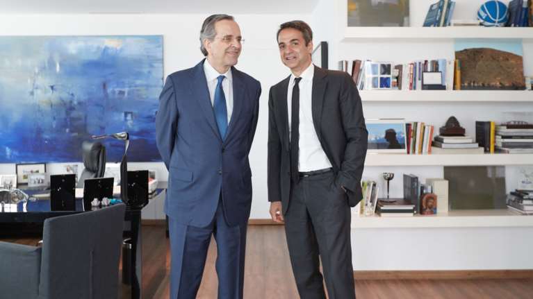 Συνάντηση Μητσοτάκη - Σαμαρά στα νέα γραφεία της ΝΔ