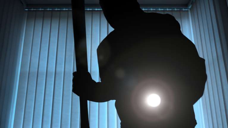 Διαρρήκτες ετών... 16 - Ξάφρισαν ό,τι βρήκαν στο σπίτι