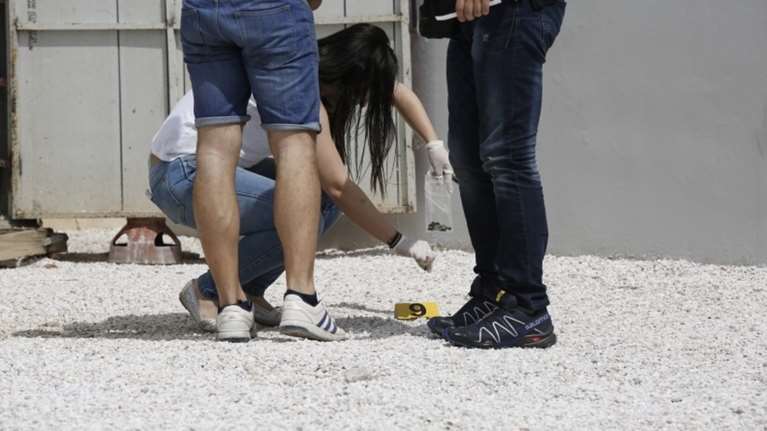 Νέα καταγγελία στο Μενίδι: Σφαίρα πέρασε ξυστά από 14χρονη