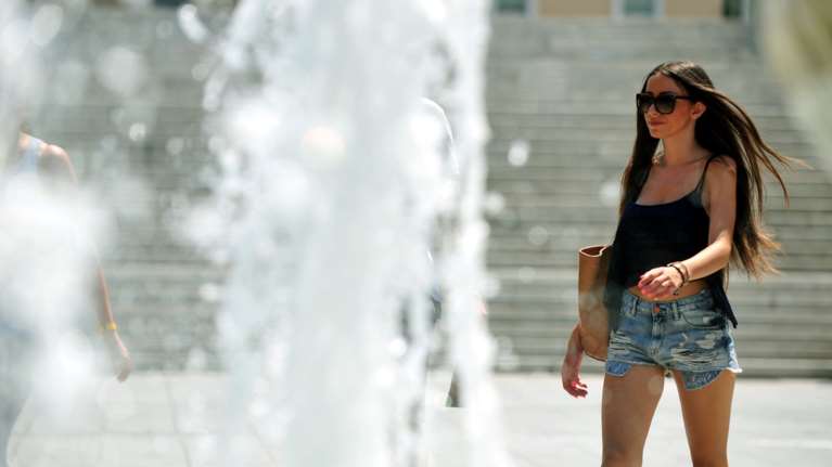 Ξεκινάει ο καύσωνας, θα αγγίξει τους 43 βαθμούς ο υδράργυρος