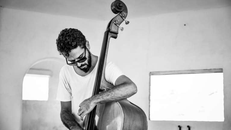 Πέτρος Κλαμπάνης και τζαζ στον Κήπο του Μεγάρου