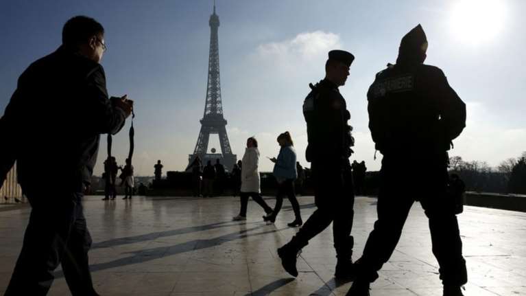 Λήξη συναγερμού στο Παρίσι: Το «ύποπτο δέμα» δεν ήταν απειλή