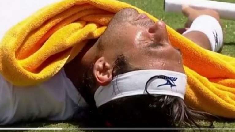 Κατέρρευσε από την ζέστη εν ώρα αγώνα ο Παγδατής! -βίντεο