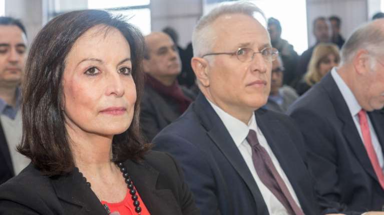 Η Διαμαντοπούλου διέγραψε τον Ραγκούση επειδή πήγε στο συνέδριο της ΔΗ.ΣΥ.