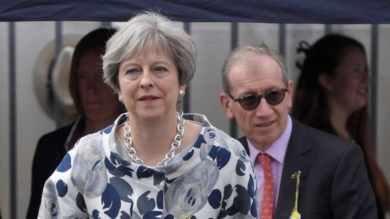Θα αποχωρήσει η Τερέζα Μέι από τις διαπραγματεύσεις για το Brexit;