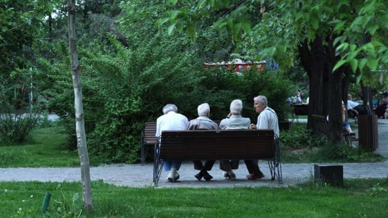 Μείωση πληθυσμού ακόμα και κατά 1.265.000 άτομα έως το 2034