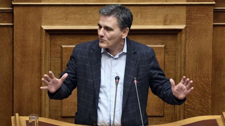 Δεν βλέπει σύντομα ένταξη στο QE ο Ευκλείδης Τσακαλώτος