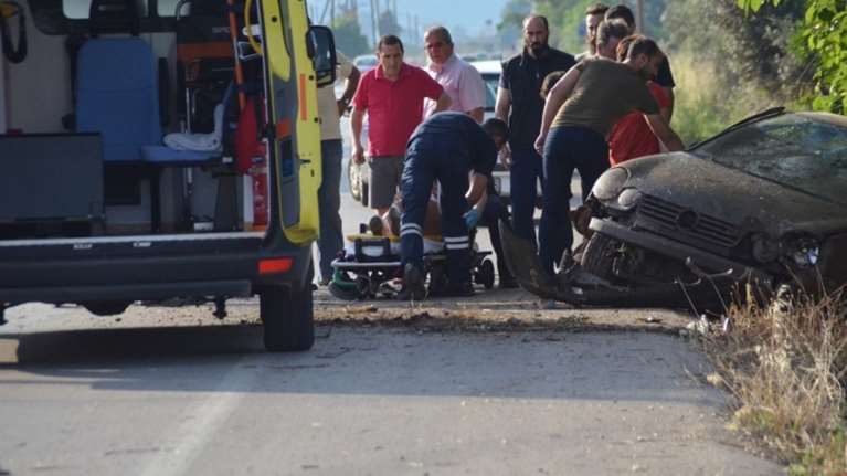 Σκοτώθηκε 29χρονη οδηγός σε τροχαίο στην Κορινθία