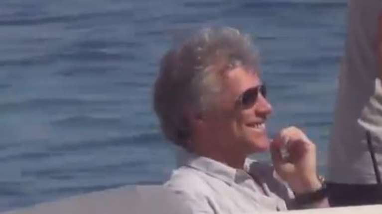 Ο Τζον Μπον Τζόβι γοητευμένος από τη Μύκονο (Βίντεο)