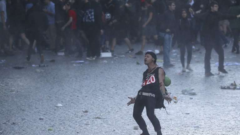 Welcome to hell: 100.000 διαδηλωτές... υποδέχονται την G20 [εικονες]