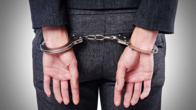 Προφυλακίστηκε τραπεζική υπάλληλος για υπεξαίρεση 5,5 εκατομμυρίων!