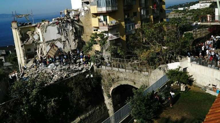 Ιταλία: Νεκροί και οι 8 αγνοούμενοι από την κατάρρευση κτιρίου