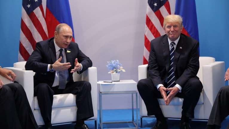 Ενθουσιασμένος ο Τραμπ με τον Πούτιν: Καταπληκτική η συνάντηση