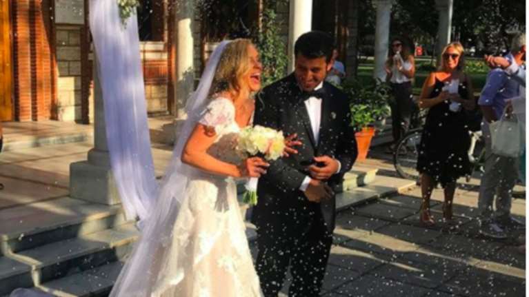 Παντρεύτηκε η Χριστίνα Αλούπη: Το υπέροχο νυφικό και παραμυθένιος γάμος