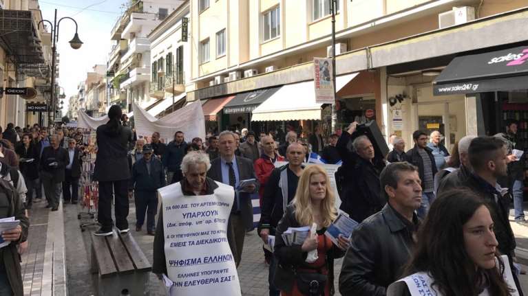 Εκατοντάδες οπαδοί του Σώρρα μηνύουν τον Πρ. Παυλόπουλο