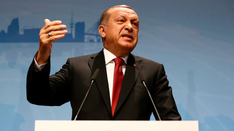 Εμμεσες απειλές Ερντογάν για plan B στο Κυπριακό