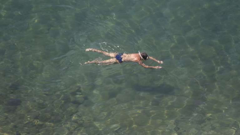 Καιρός: Ζεστή η Κυριακή με ήλιο - Τέλειος καιρός για θάλασσα