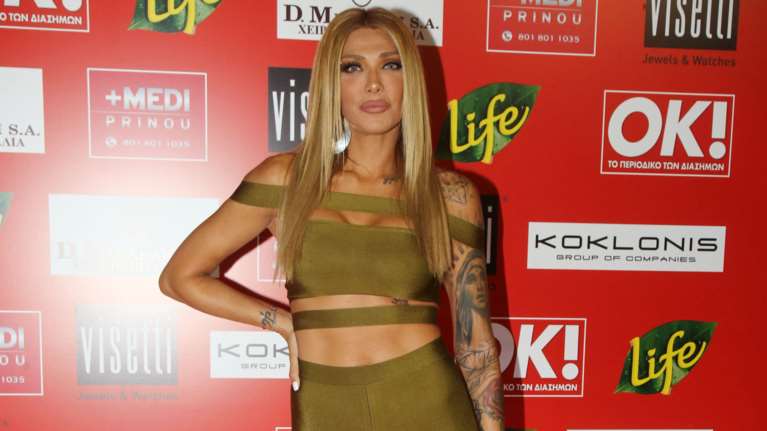 Η Αγγελική Ηλιάδη τρισευτυχισμένη σε διπλό πάρτι γενεθλίων